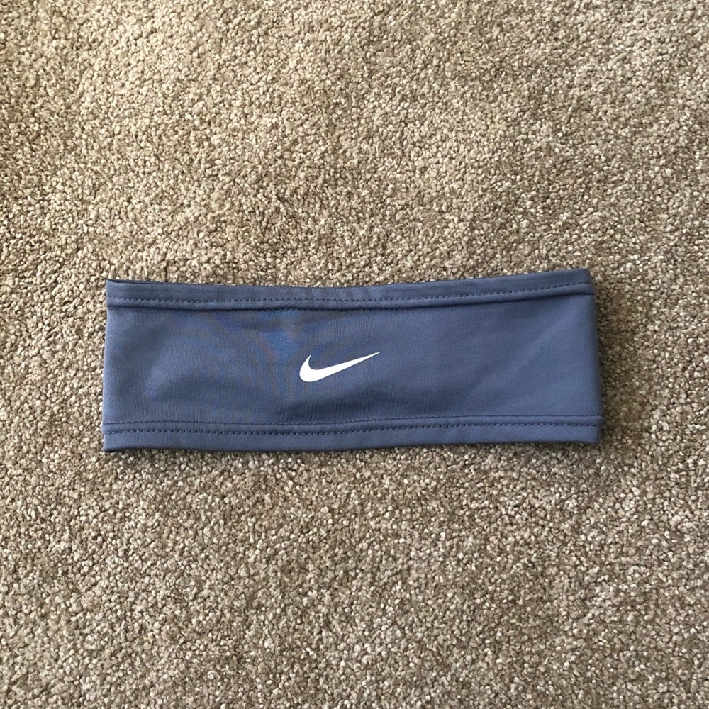 Nike thick headband